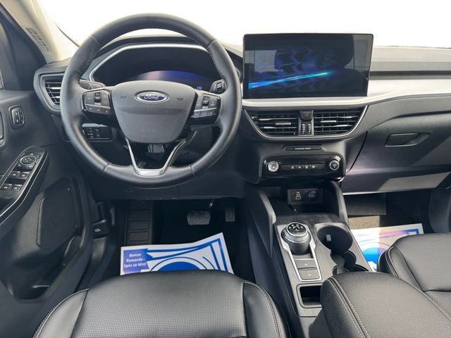 2025 Ford Escape Platinum