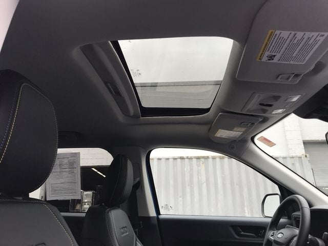 2025 Ford Maverick Lobo Standard