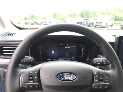 2025 Ford Maverick Lobo Standard