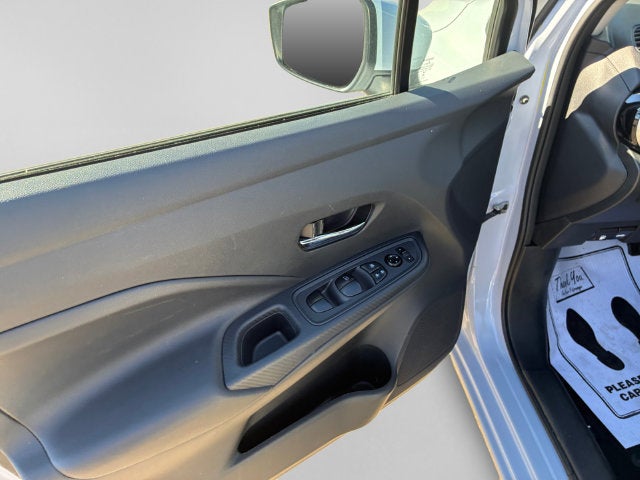 2024 Nissan Versa 1.6 SV