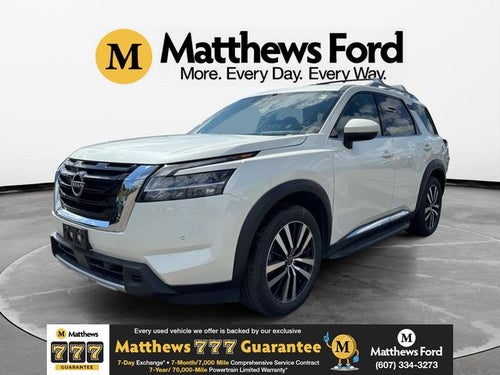 2023 Nissan Pathfinder Platinum