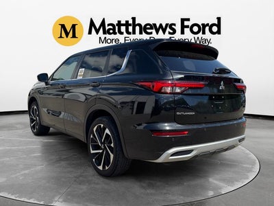 2023 Mitsubishi Outlander SE