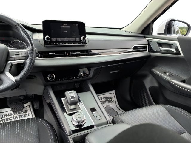 2024 Mitsubishi Outlander ES