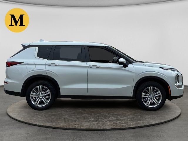 2024 Mitsubishi Outlander ES