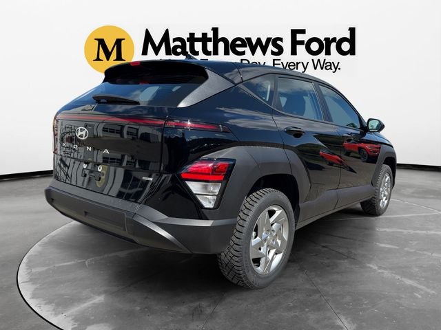 2025 Hyundai Kona SE