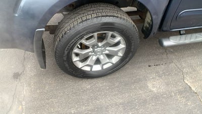 2019 Nissan Frontier SL