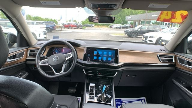 2024 Volkswagen Atlas 2.0T SE w/Technology