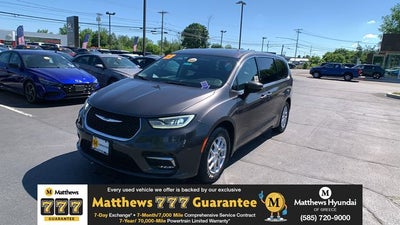 2023 Chrysler Pacifica Touring L