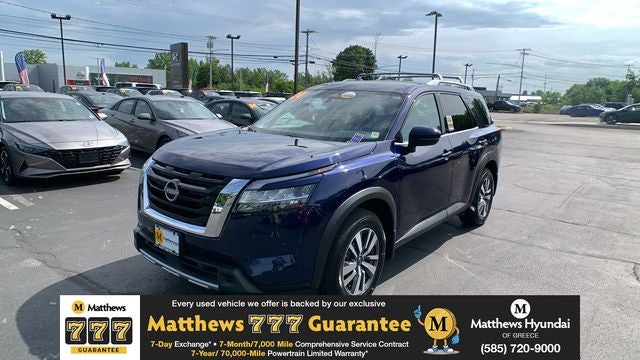2024 Nissan Pathfinder SL