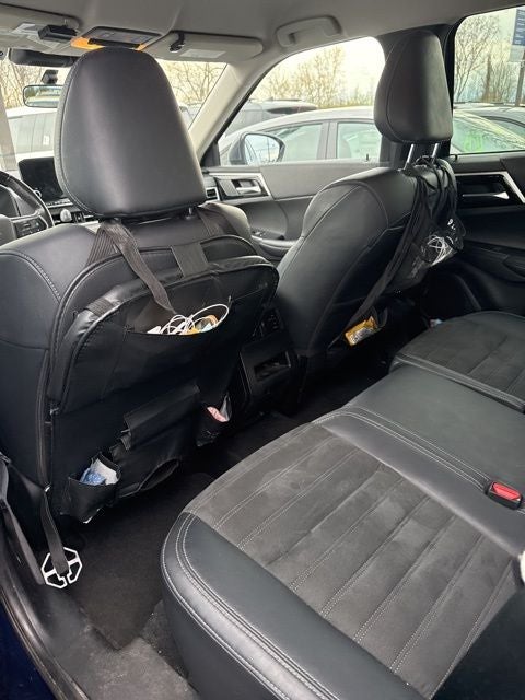 2022 Mitsubishi Outlander Black Edition