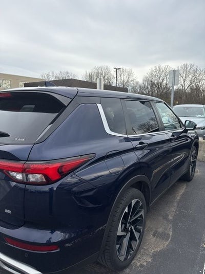 2022 Mitsubishi Outlander Black Edition