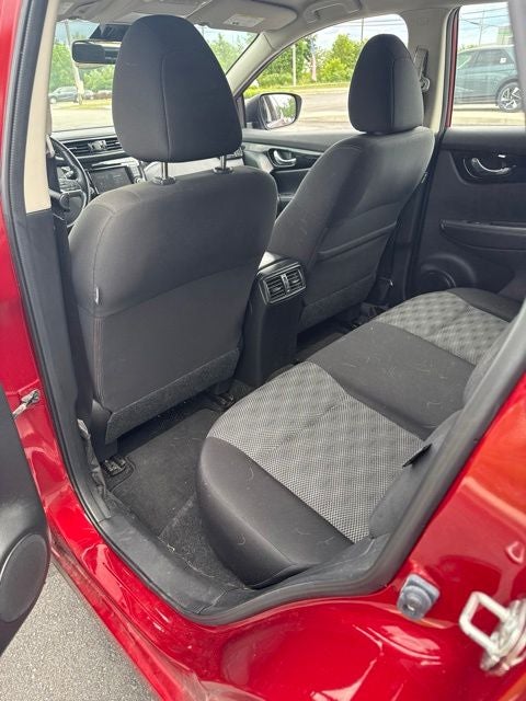 2022 Nissan Rogue Sport SV