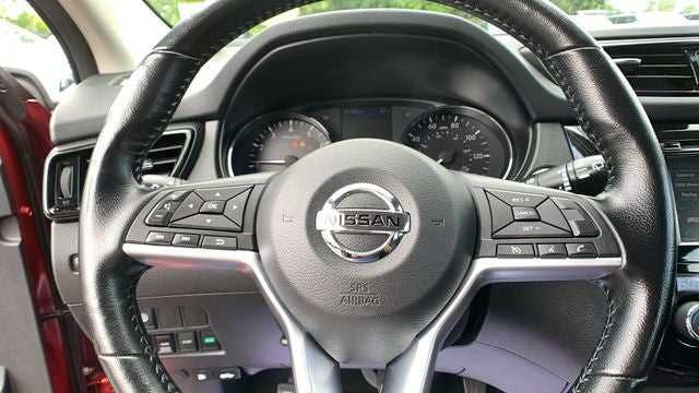 2022 Nissan Rogue Sport SV
