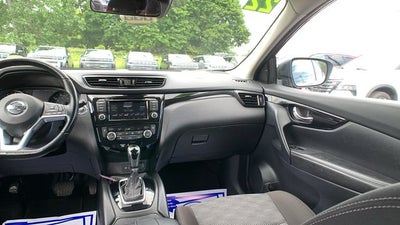 2022 Nissan Rogue Sport SV