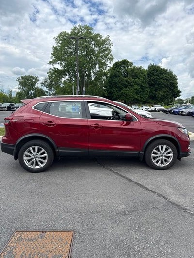 2022 Nissan Rogue Sport SV