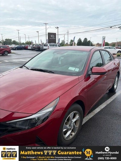 2023 Hyundai Elantra SE