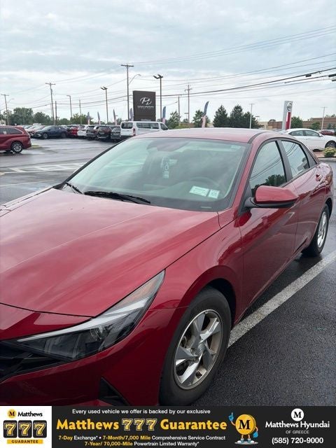 2023 Hyundai Elantra SE