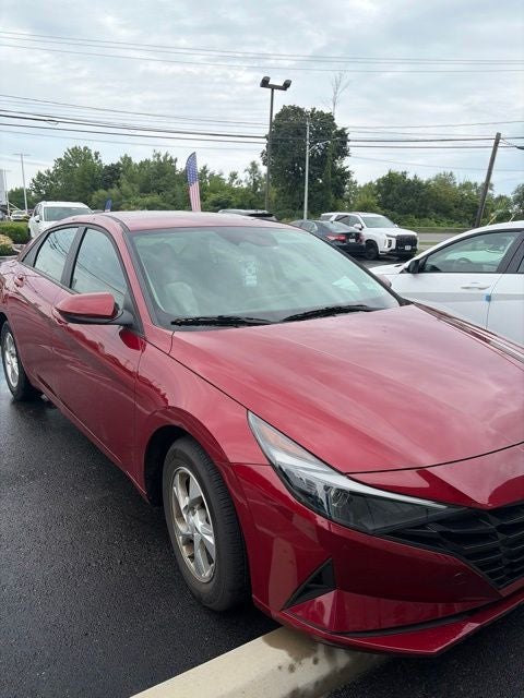 2023 Hyundai Elantra SE