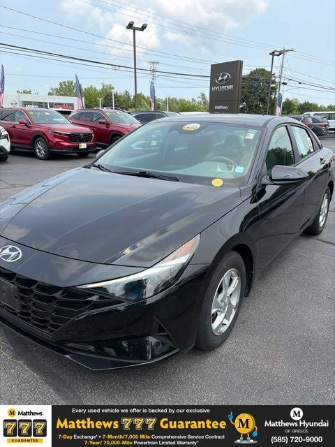 2023 Hyundai Elantra SE