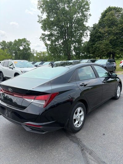 2023 Hyundai Elantra SE