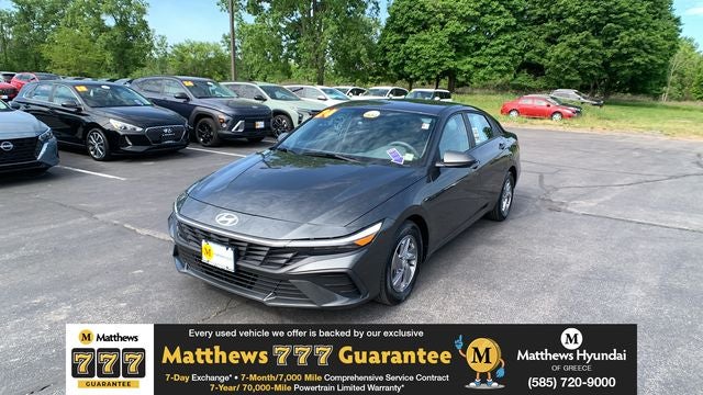 2024 Hyundai Elantra SE