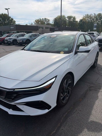2024 Hyundai Elantra Limited