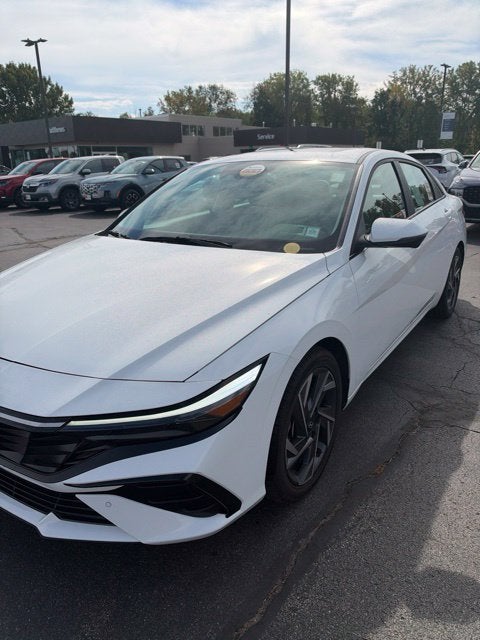 2024 Hyundai Elantra Limited