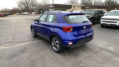 2023 Hyundai Venue SEL