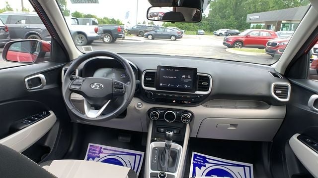 2024 Hyundai Venue SEL
