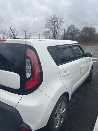2016 Kia Soul Base