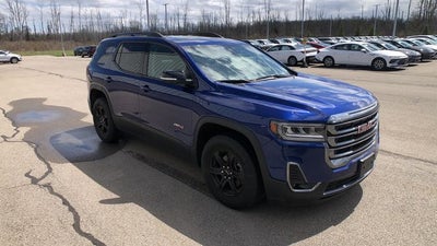 2023 GMC Acadia AT4