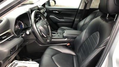 2022 Toyota Highlander Hybrid Bronze Edition