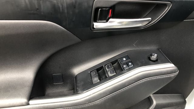 2022 Toyota Highlander Hybrid Bronze Edition