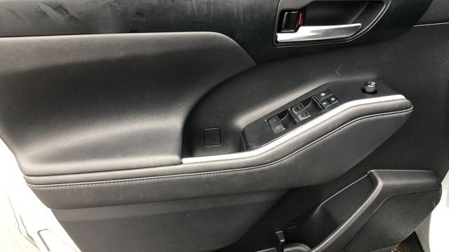 2022 Toyota Highlander Hybrid Bronze Edition