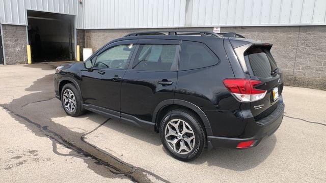 2022 Subaru Forester Premium