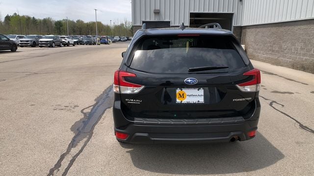 2022 Subaru Forester Premium