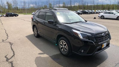 2022 Subaru Forester Premium