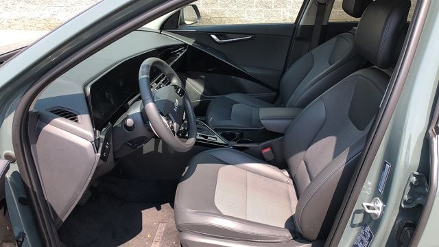 2025 Kia Niro EX