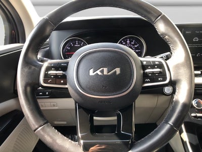 2022 Kia Carnival LXS