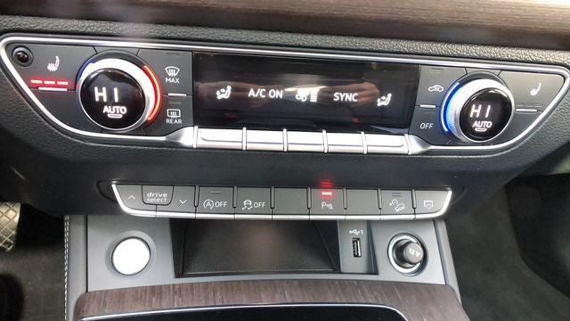 2024 Audi Q5 40 Premium Plus quattro