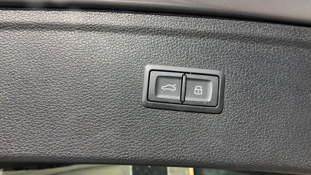 2024 Audi Q5 40 Premium Plus quattro