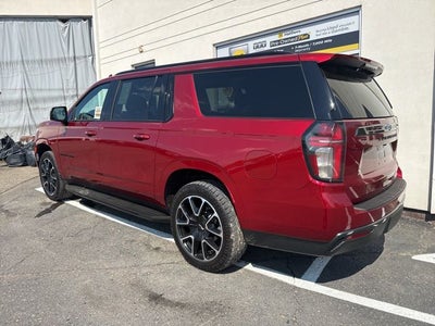 2022 Chevrolet Suburban RST