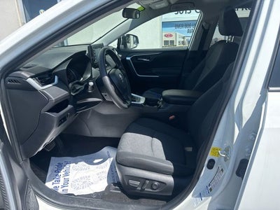 2020 Toyota RAV4 XLE