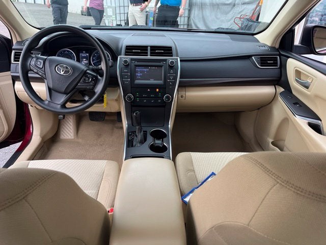 2017 Toyota Camry LE