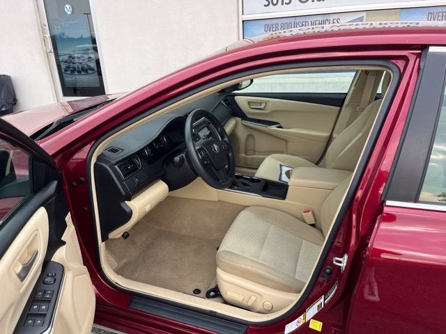 2017 Toyota Camry LE