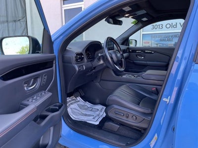 2023 Honda Pilot TrailSport
