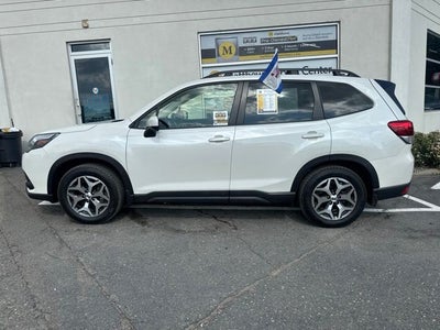 2024 Subaru Forester Premium