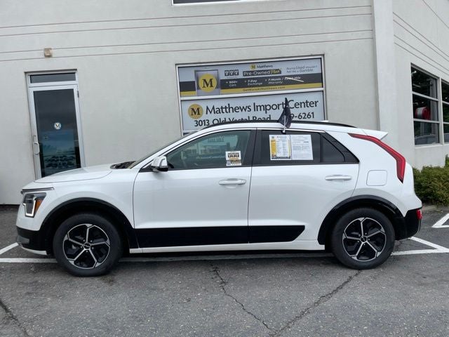 2023 Kia Niro SX