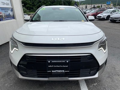 2023 Kia Niro SX