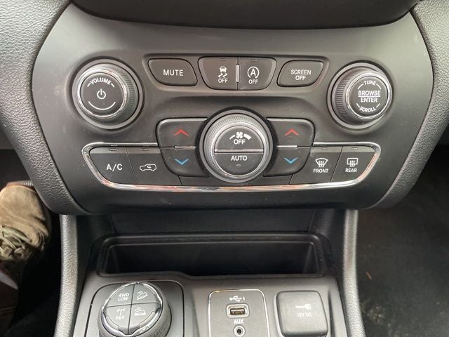 2022 Jeep Cherokee Trailhawk